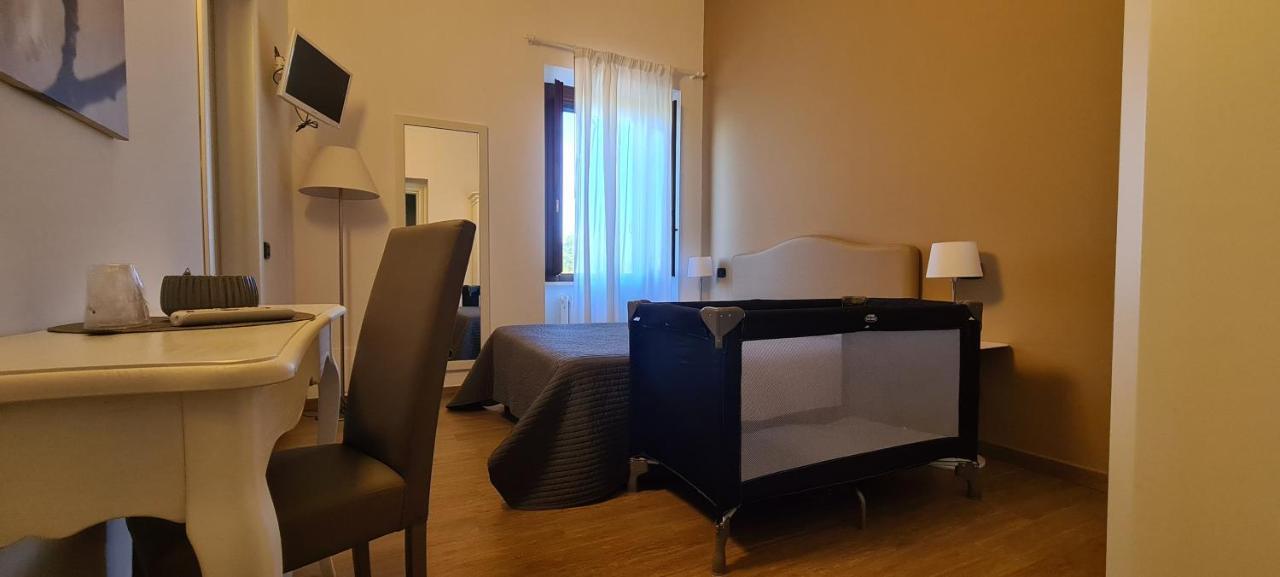 Il Casale Degli Ulivi - Agriturismo - Tenimenti Leone Lanuvio Exteriör bild