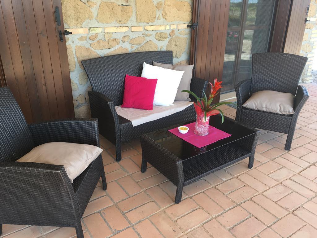 Il Casale Degli Ulivi - Agriturismo - Tenimenti Leone Lanuvio Exteriör bild